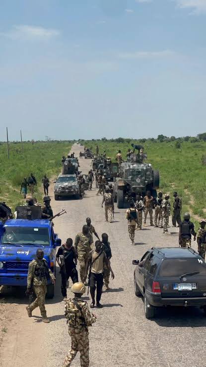 Borno: Troops intercept vehicle with 11 empty CNG cylinders, open-loop kit